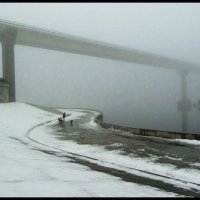 ГРАФИКА  В ТУМАНЕ. Волгоградский  мост через Волгу. (5 фотографий) :: Юрий ГУКОВЪ