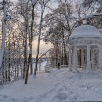 Вечер в старом парке :: Galina 