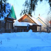 А в деревне еще по-зимнему :: Татьяна Ломтева