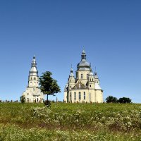 Церковь среди поля :: Владимир ЯЩУК