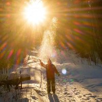 Солнце, снег и человек ;-) :: Алексей Пышненко