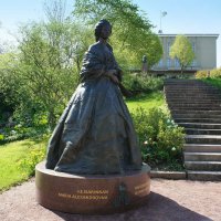 Памятник императрице Марии Александровне, в честь которой назван город :: Елена Павлова (Смолова)