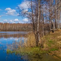 Облака над озером :: Андрей Дворников