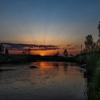 закат на р. Оредеж :: Юрий Бутусов