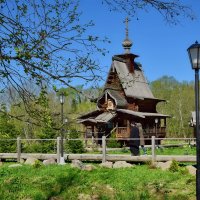 Деревянная церковь в Святогорье :: Olcen Len