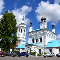 Покровская церковь в Калуге. :: Лариса Вишневская