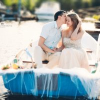 Романтика в лодке :: Алёна Печенина