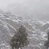 Зима в горах :: Виктор Осипчук