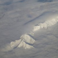 Вид на вершины Казбека с самолета :: Наиля 