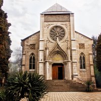 Римско-католический храм в Ялте. :: Юлия Новикова