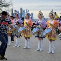 Ноги сами в пляс пошли! :: Татьяна Помогалова