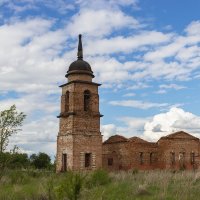 Неопалимовская церковь в селе Никольское (Безенчукский район) :: Олег Манаенков