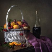 Натюрморт с фруктами и вином :: Ирина Приходько