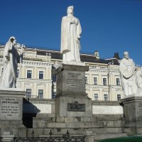 Памятник княгине Ольге :: Тамара Бедай 