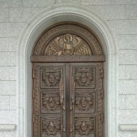 Двери в Крипту в храме Всех Святых, г. Минск :: Tamara *