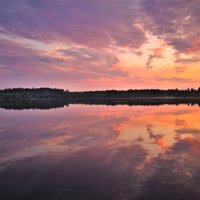 Даниковское озеро на закате :: Валерий Талашов