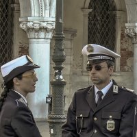 Venezia.Poliziotti in Piazzetta San Marco. :: Игорь Олегович Кравченко