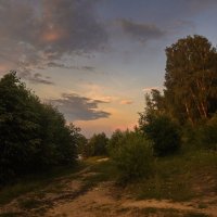 Вечерним берегом реки :: Владимир Макаров