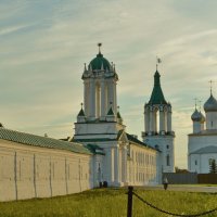 У Спасо-Яковлевского монастыря в закатный час. :: Olcen Len