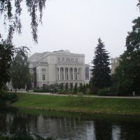 Latvijos Nacionalinė opera rūke / Latvian National opera theatre in the mist :: silvestras gaiziunas gaiziunas