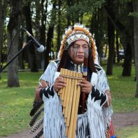 Индейцы в Великом Новгороде :: Лидия Вихарева