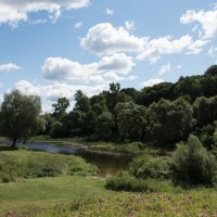 Верея - городок у реки. :: Владимир Безбородов