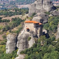 Монастырь на скале :: Valeriy(Валерий) Сергиенко