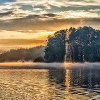 evening fog over the lake :: Dmitry Ozersky