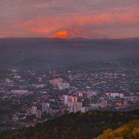 Эльбрус над Кисловодском :: Фёдор. Лашков