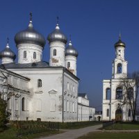 Спасский собор и колокольня Юрьева монастыря :: Ольга Лиманская