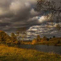 Осенний пруд у Шоршел :: Владимир Макаров