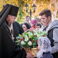 ...встреча епископа /Москва 2018 :: Pasha Zhidkov