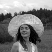 соломенная шляпка :: Евгения Чернявская