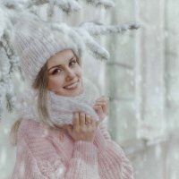 Девушка-зима. :: Наталья Борисова