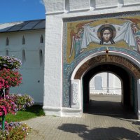 Вход в Толгский монастырь. Ярославль :: Надежда 