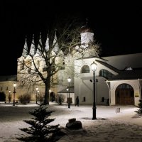 Церковь Покрова Пресвятой Богородицы с сохранившей :: Сергей Кочнев