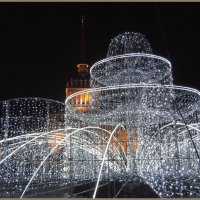 Новогодний фонтан у Адмиралтейства :: vadim 