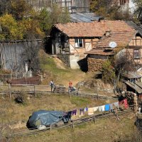 Обычные будни в болгарской деревне. :: Елена Савчук 
