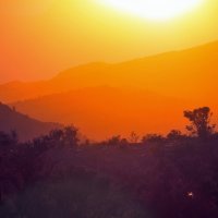 многоплановый закат в оманских горах :: Георгий А