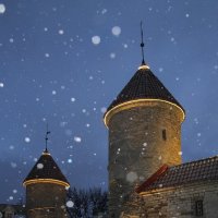 .....и новогодний снег над Таллином кружится.... :: Tatiana Markova