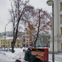 О чём играет пианист... Звенела музыка и пела... :: Тамара Бедай 