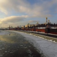 Пересекая Москворецкий мост (вариации на тему) :: Андрей Лукьянов