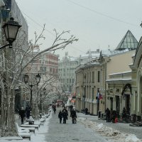 Москва новогодняя (04.01.2019). Кузнецкий Мост. :: Надежда Лаптева