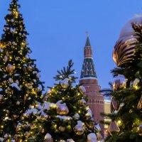 Новогодняя Москва. Манежная площадь (08.01.2019) :: Надежда Лаптева