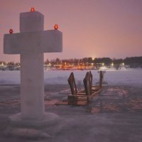 Крещеский вечер на Волге :: Татьяна Каневская