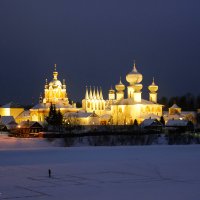 Тихвинский Богородичный Успенский мужской монастырь :: Сергей Кочнев