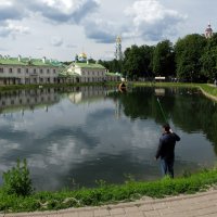 Лето в Посаде... :: Фёдор Бачков