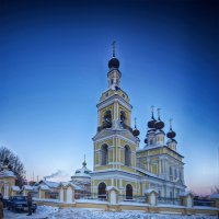 Церковь Введения во храм Пресвятой Богородицы – плёсский сакральный ампир :: Юрий Яньков