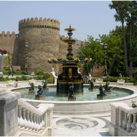 Губернаторский сад, Крепостная стена,Баку :: Виктория Иманова