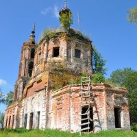 заброшенный храм в Костромской области :: Елена Смирнова